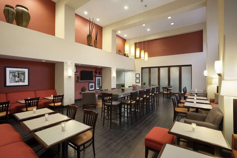 Hampton Inn & Suites Conroe - I-45 North photo 5