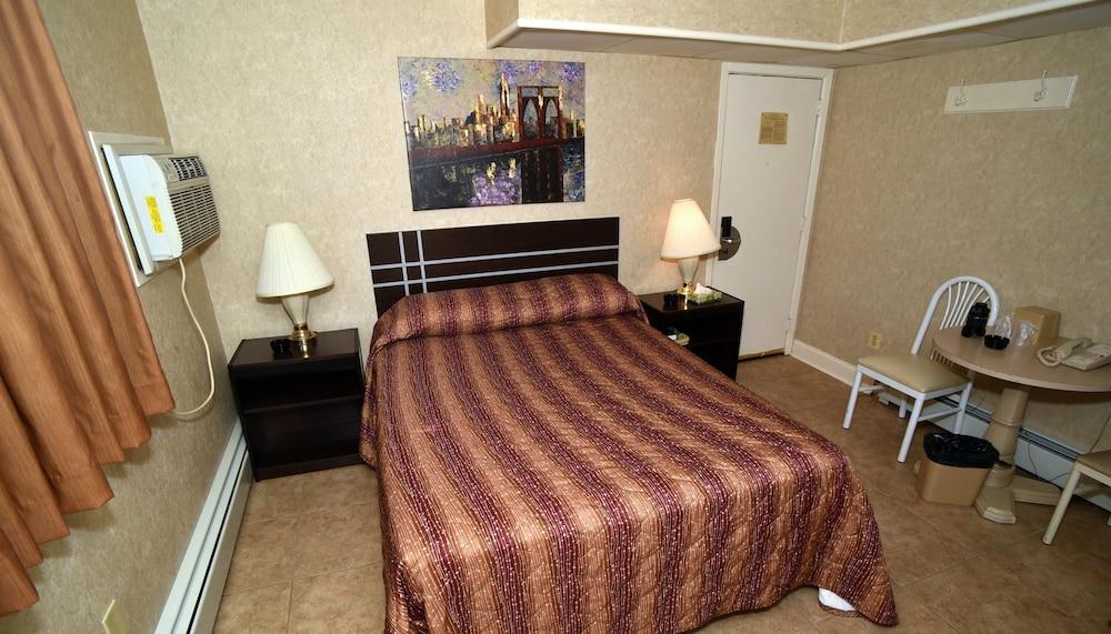 Swan Motel photo 5