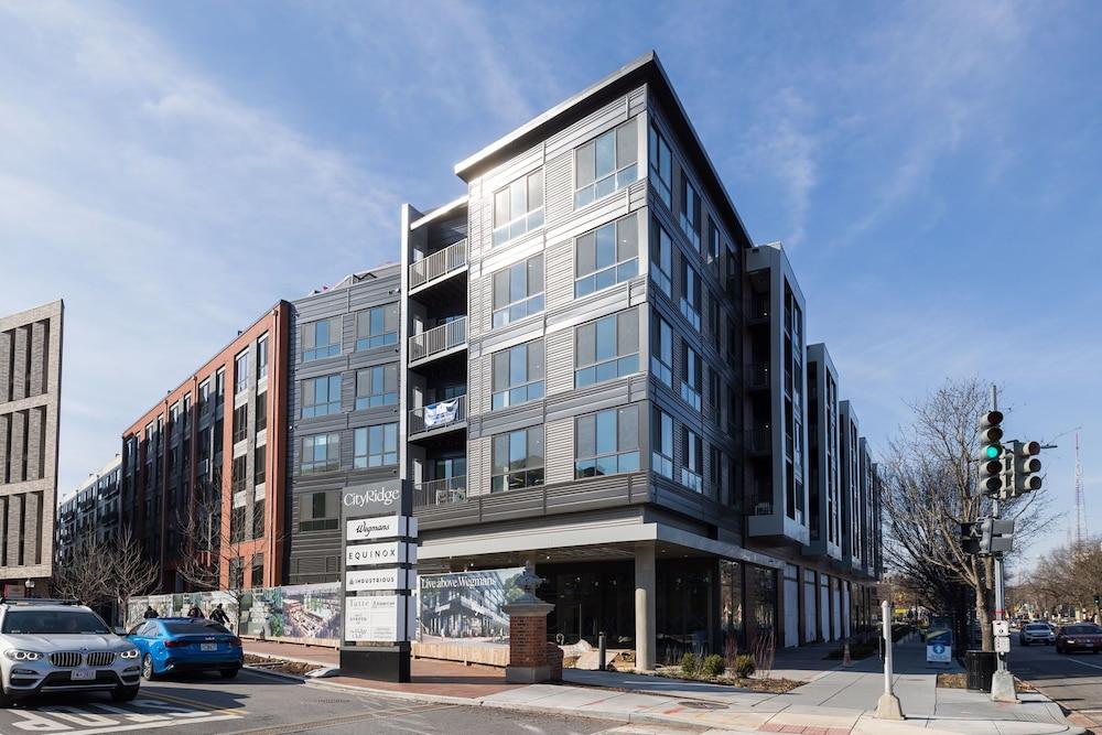 Placemakr Cathedral Heights photo 2