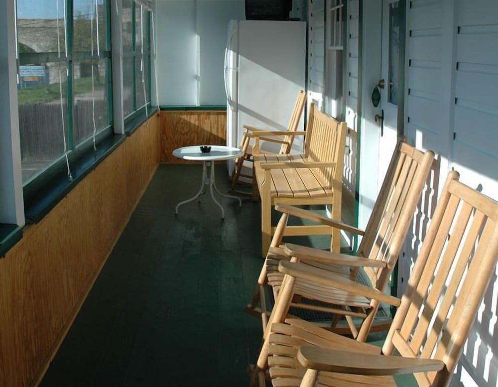 Channel Watefront Cottages photo 78