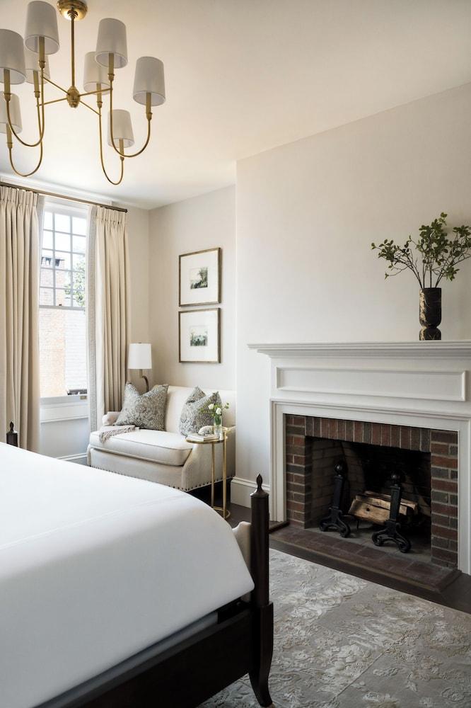 86 State Circle - Luxury Boutique Hotel photo 7