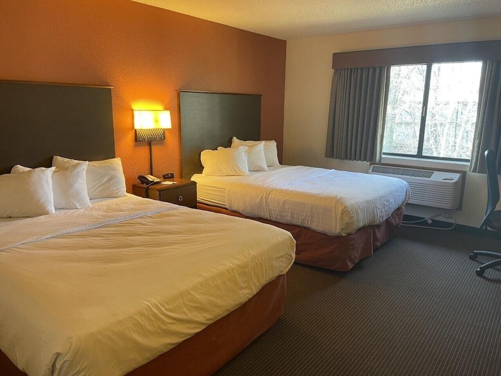 AmericInn by Wyndham Minocqua photo 47