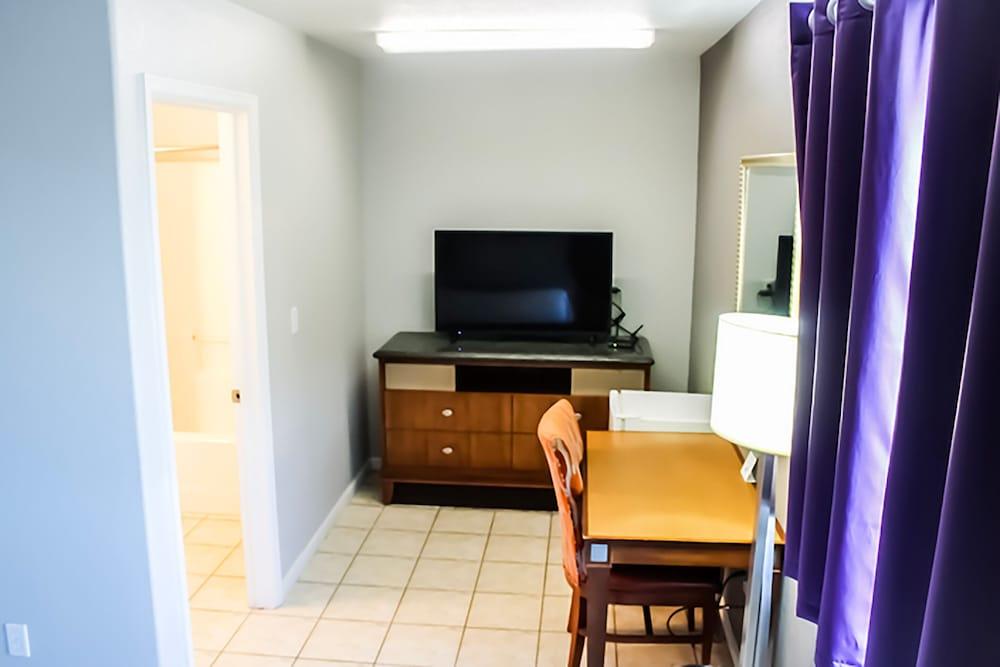 Rodeway Inn Casper photo 17