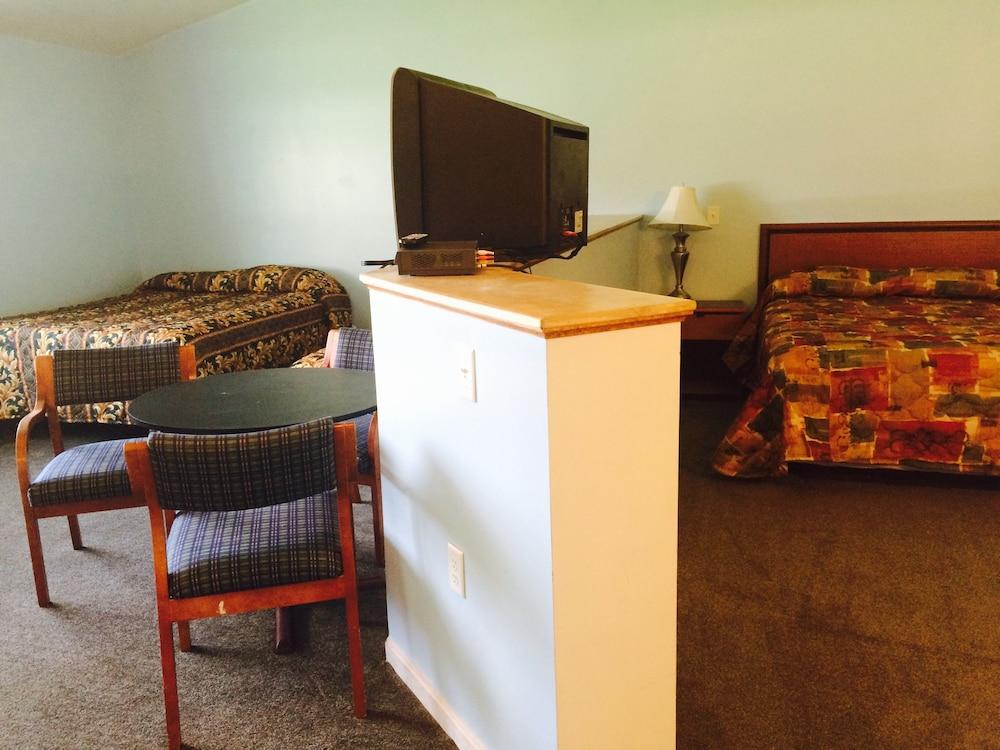 Sunrise Motel photo 15