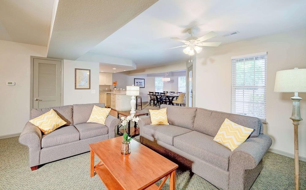 Hilton Vacation Club Beachwoods Kitty Hawk photo 16