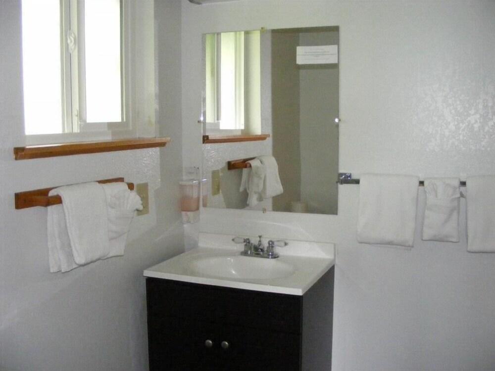 Ocean Avenue Inn photo 2