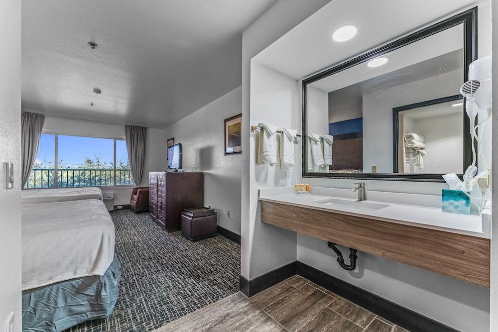 Metro Tempe Extended Stay photo 30