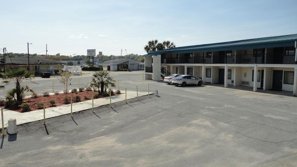 Western Inn photo 29