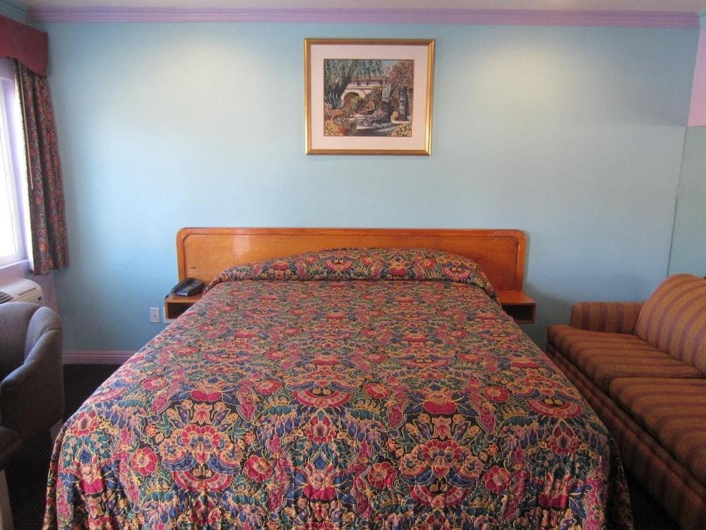 Starlight Inn Van Nuys photo 11