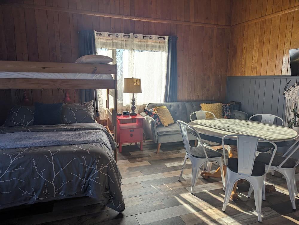 Feather Nest Inn photo 87