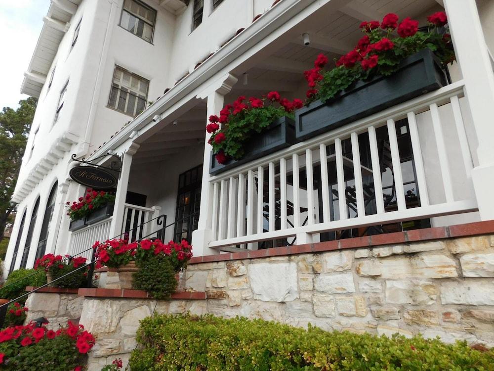 Pine Inn photo 37