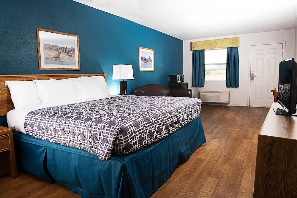 Riata Inn photo 7
