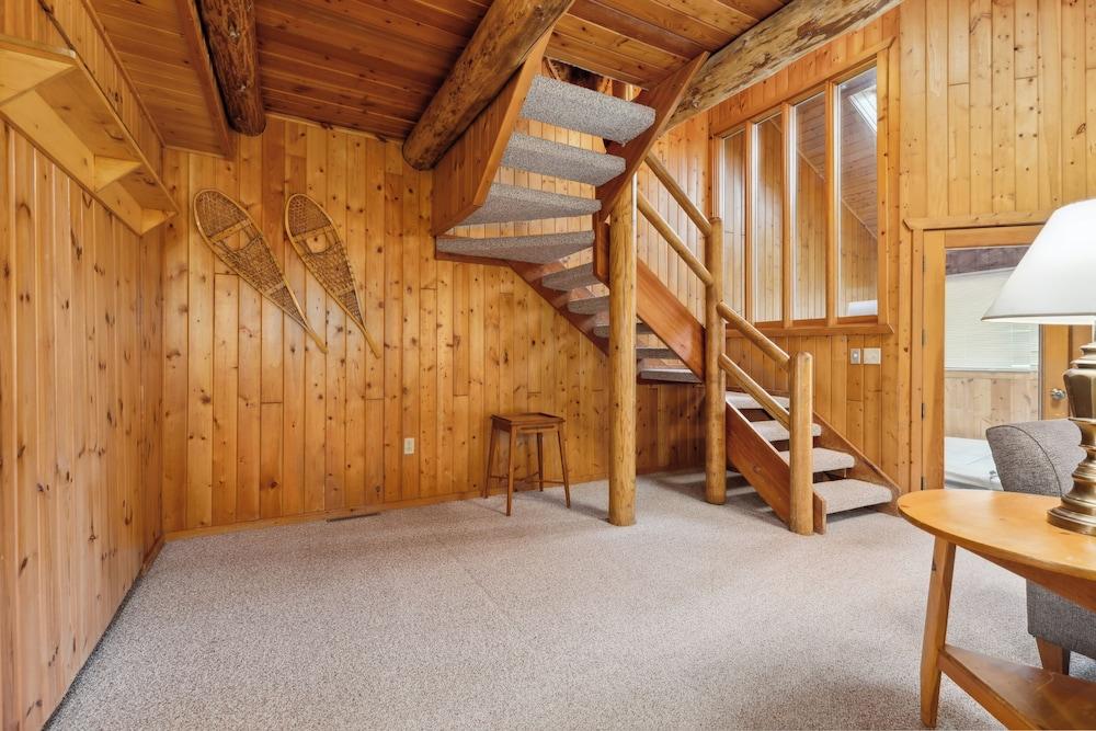 The Lodges at Breezy Point photo 29