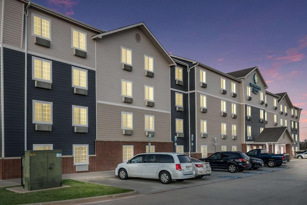 WoodSpring Suites Denton photo 38