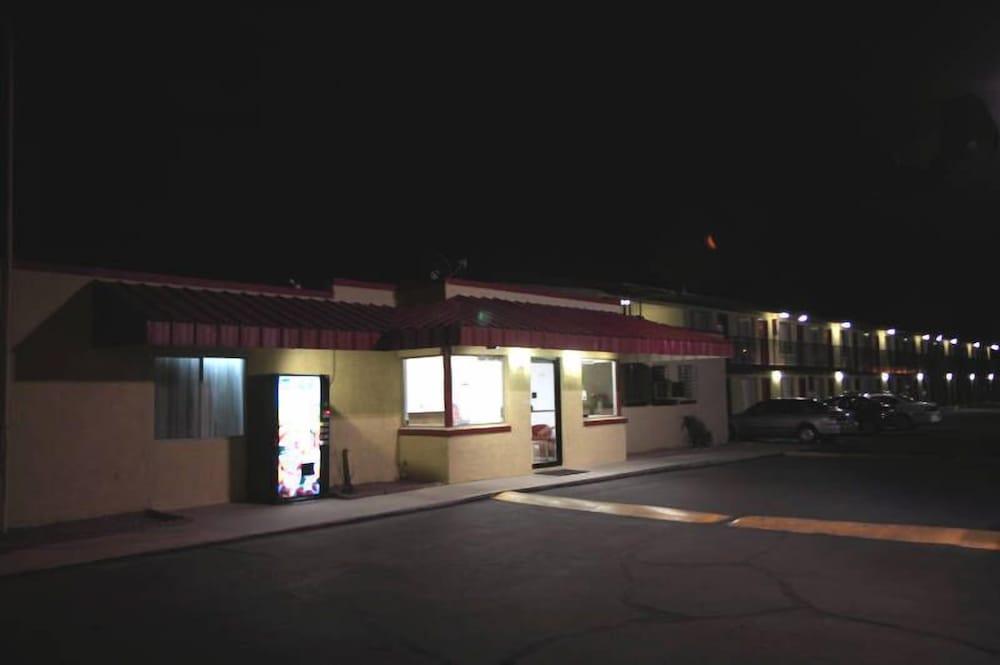Amazon Motel photo 16
