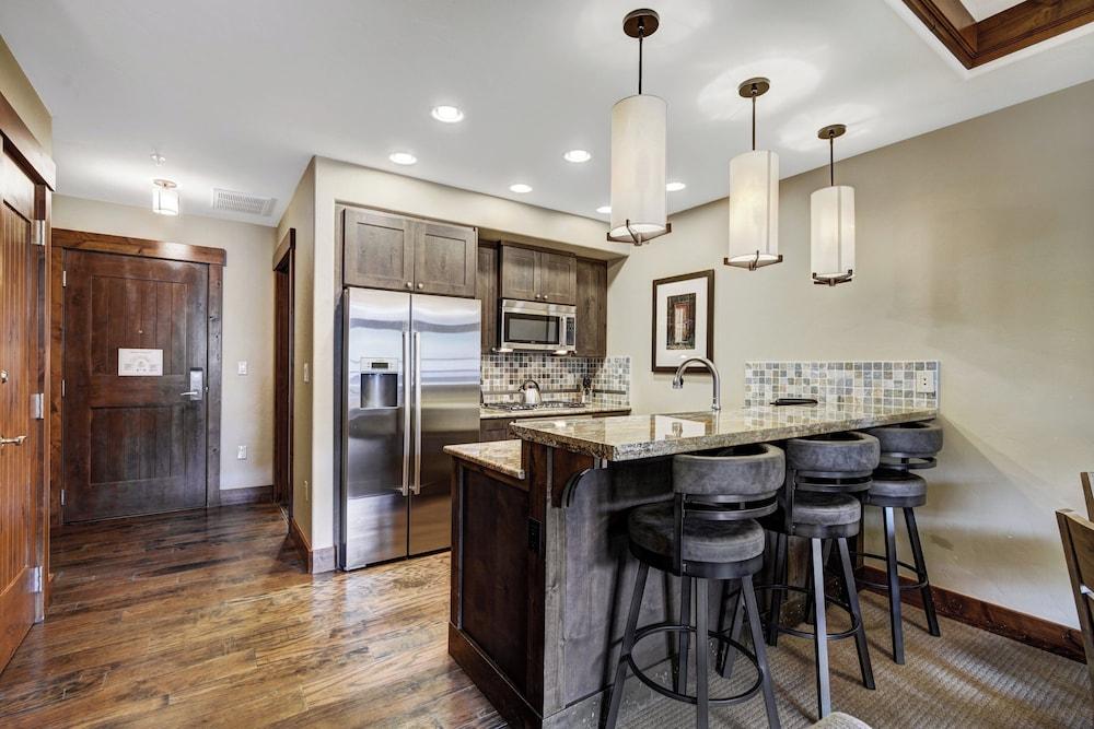 One Ski Hill Place, a RockResort, by Vail Resorts photo 53