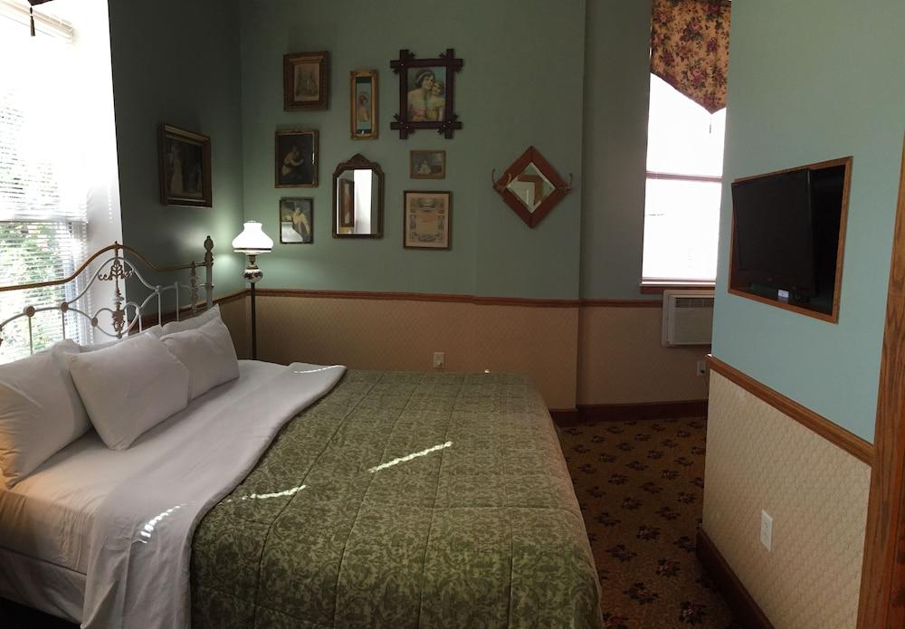 Hotel Millersburg photo 7
