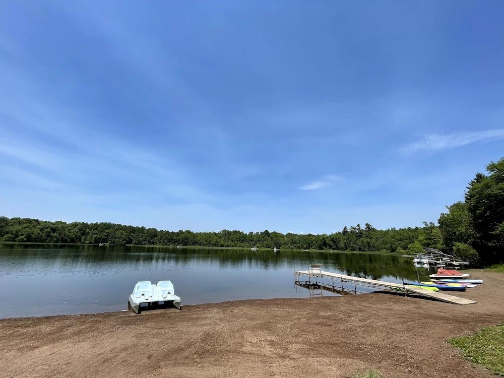 Hanging Horn Lakeside Resort photo 4