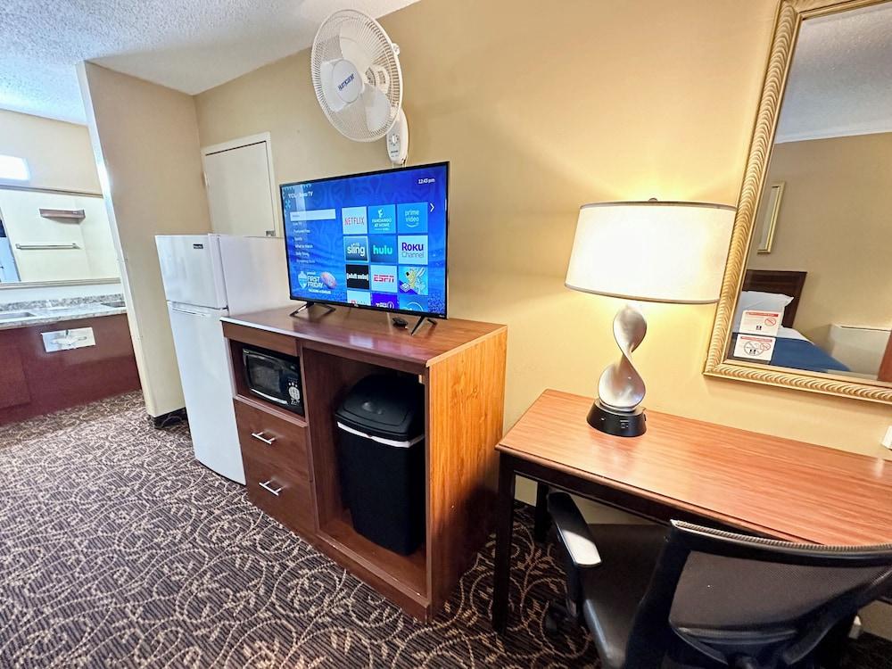 Grand Idaho Inn & Suites photo 4