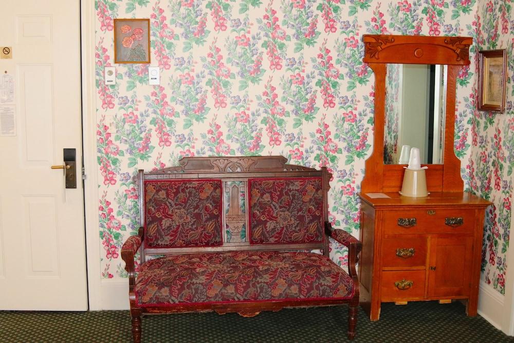 Inn on Mackinac photo 26