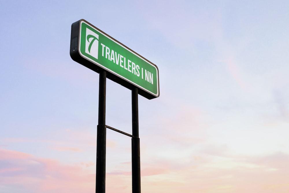 Travelers Inn Medford photo 20