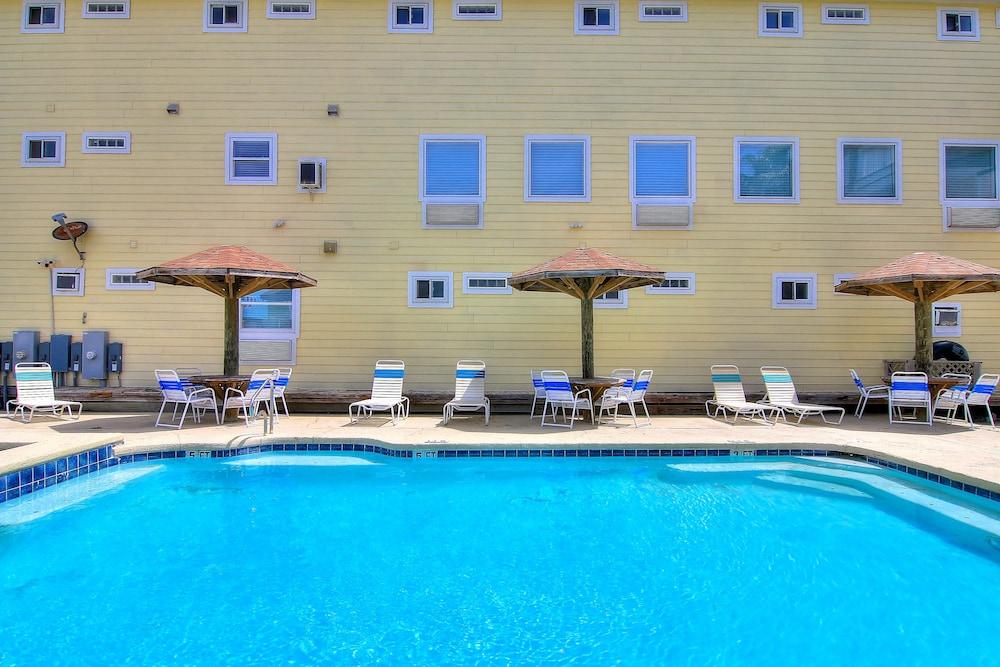 Beachgate CondoSuites and Oceanfront Resort photo 64