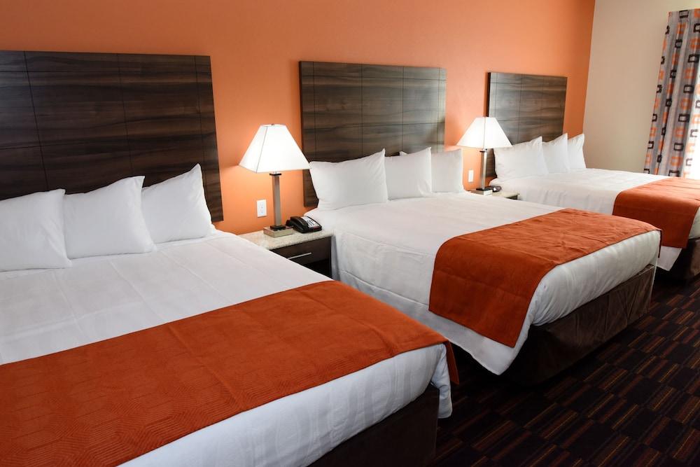 Home Away Suites photo 27