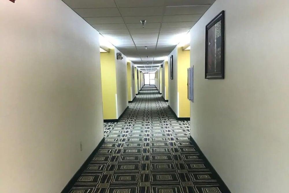Blue Way Inn Eagan Extended Stay photo 30