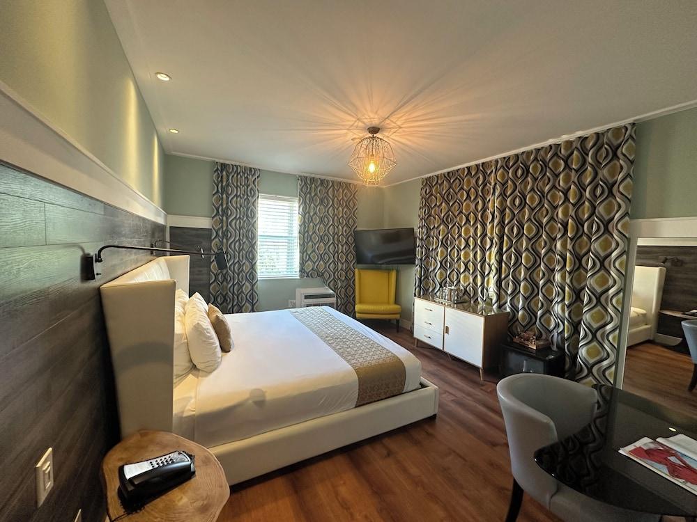Maxines Dorset Catalina Hotel photo 4