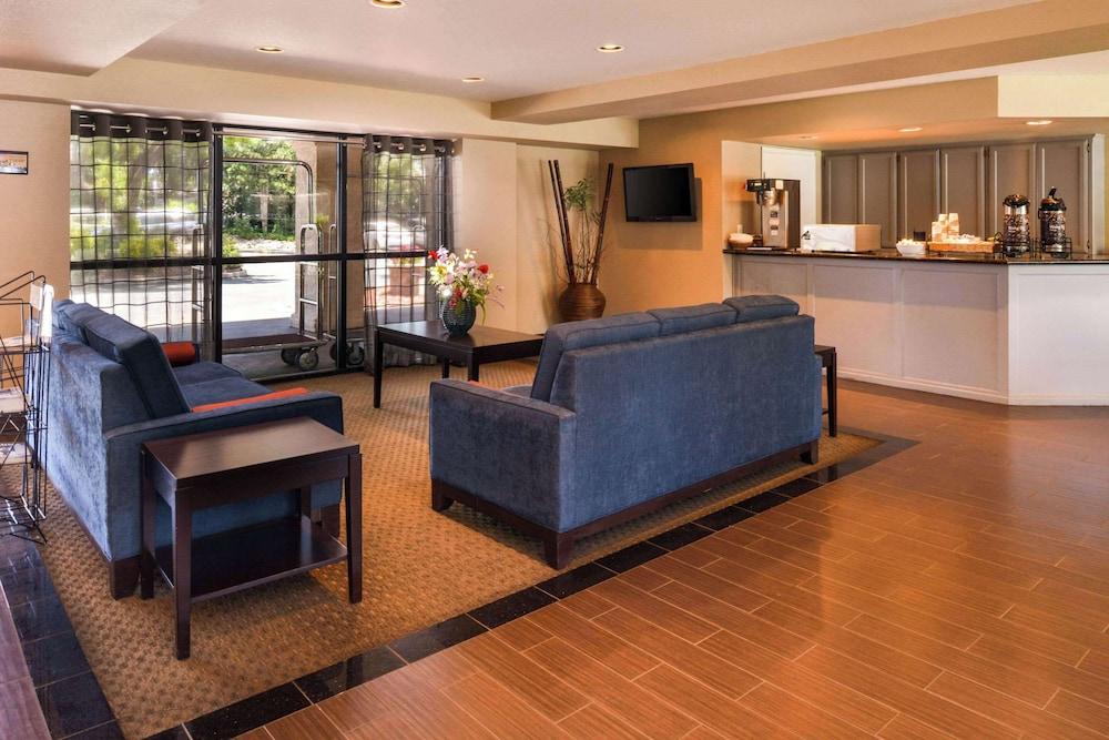 Rancho Cordova Inn photo 36