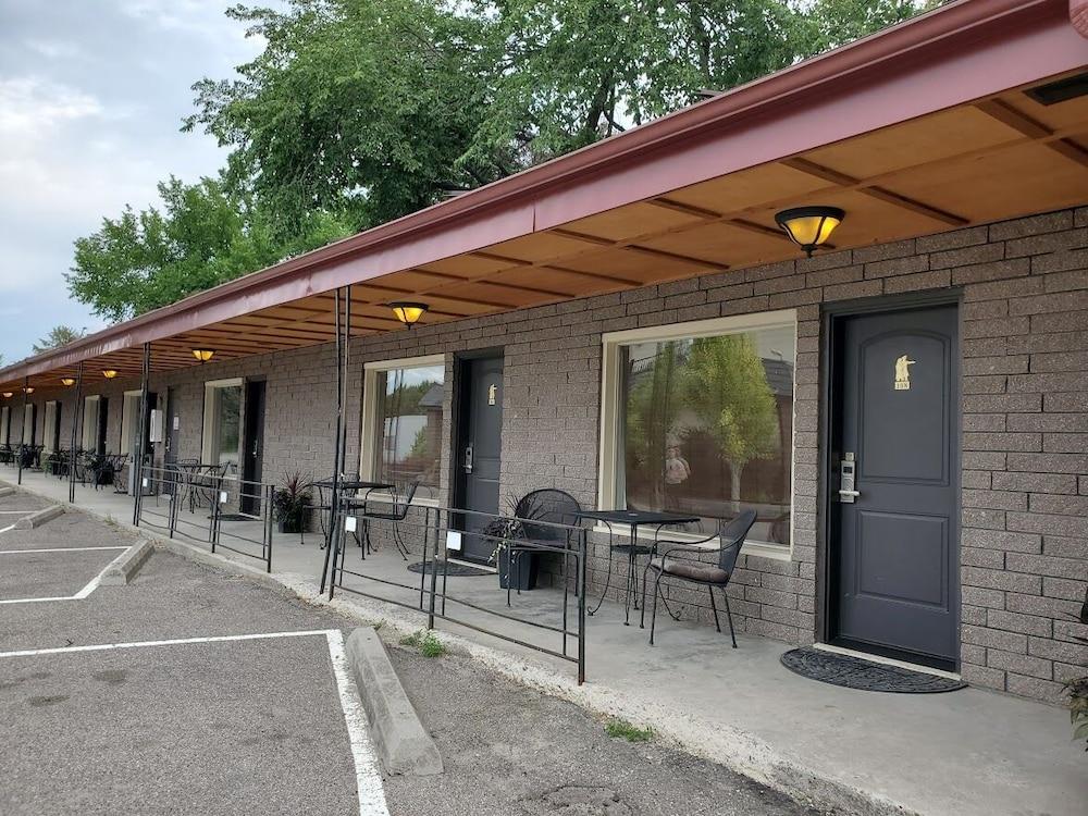 Three Forks Lewis & Clark Motel photo 21