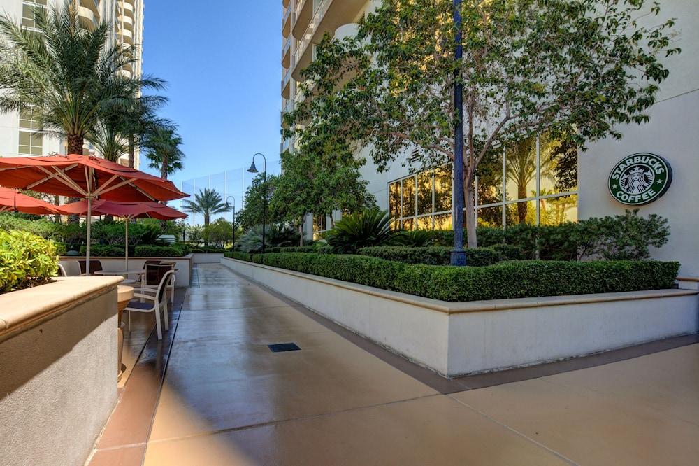 Jet Luxury Resorts @ The Signature Condo Hotel photo 87