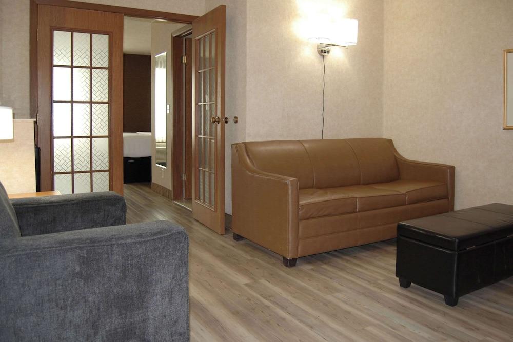 Quality Inn photo 7