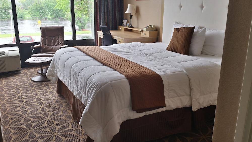 Days Inn by Wyndham Syracuse photo 16