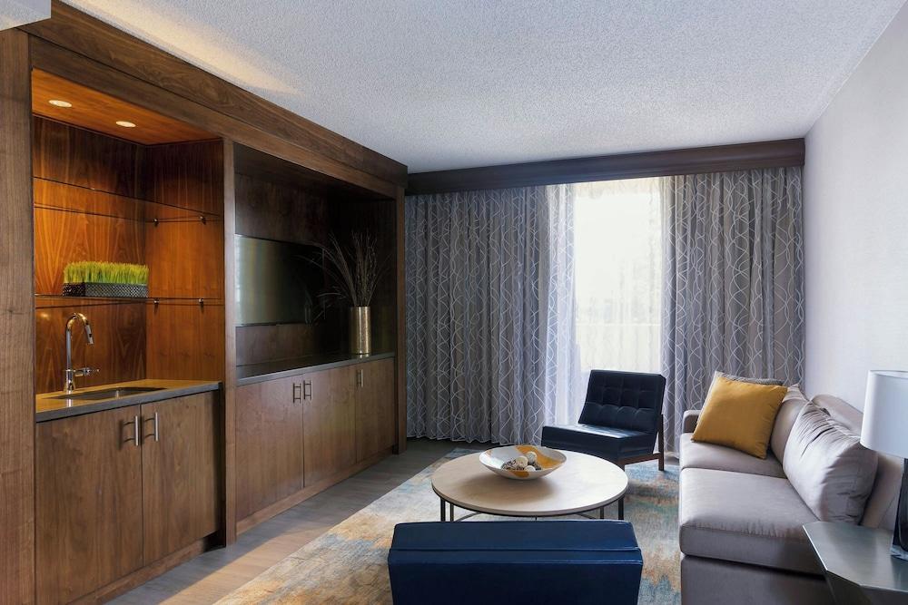 Marriott Greensboro Airport photo 30