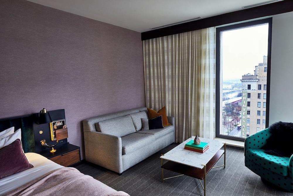 Fairlane Hotel photo 16