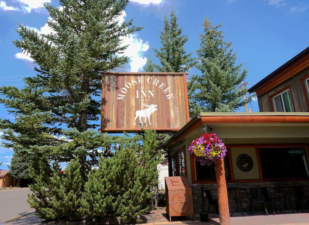 Moose Creek Inn photo 9