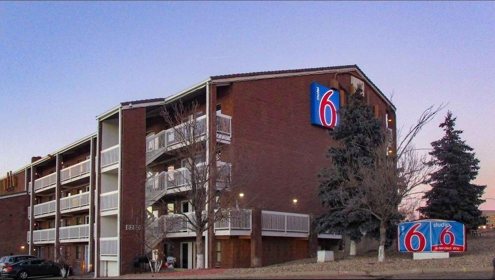 Studio 6 - Colorado Springs - Air Force Academy photo 17