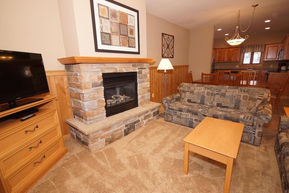 Kavanaugh's Sylvan Lake Resort photo 42