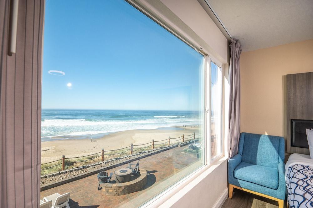 Sailor Jack's Oceanfront Inn photo 57