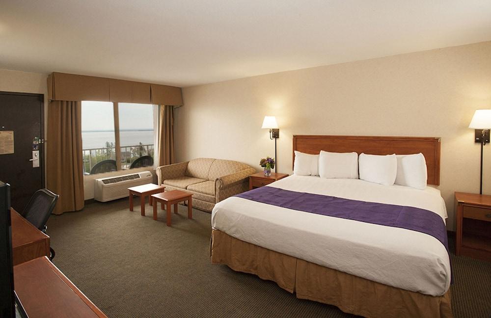 Edgewater Hotel & Waterpark photo 44