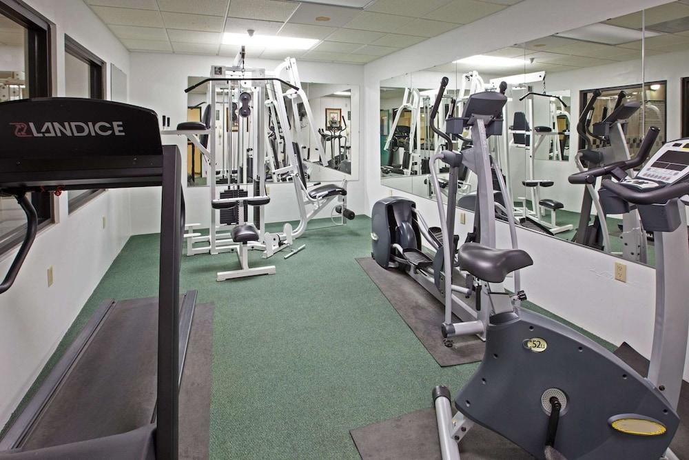 Country Inn & Suites by Radisson, Elkhart North photo 15