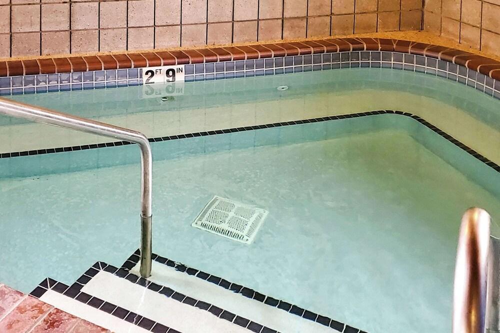 Quality Inn Atchison photo 23