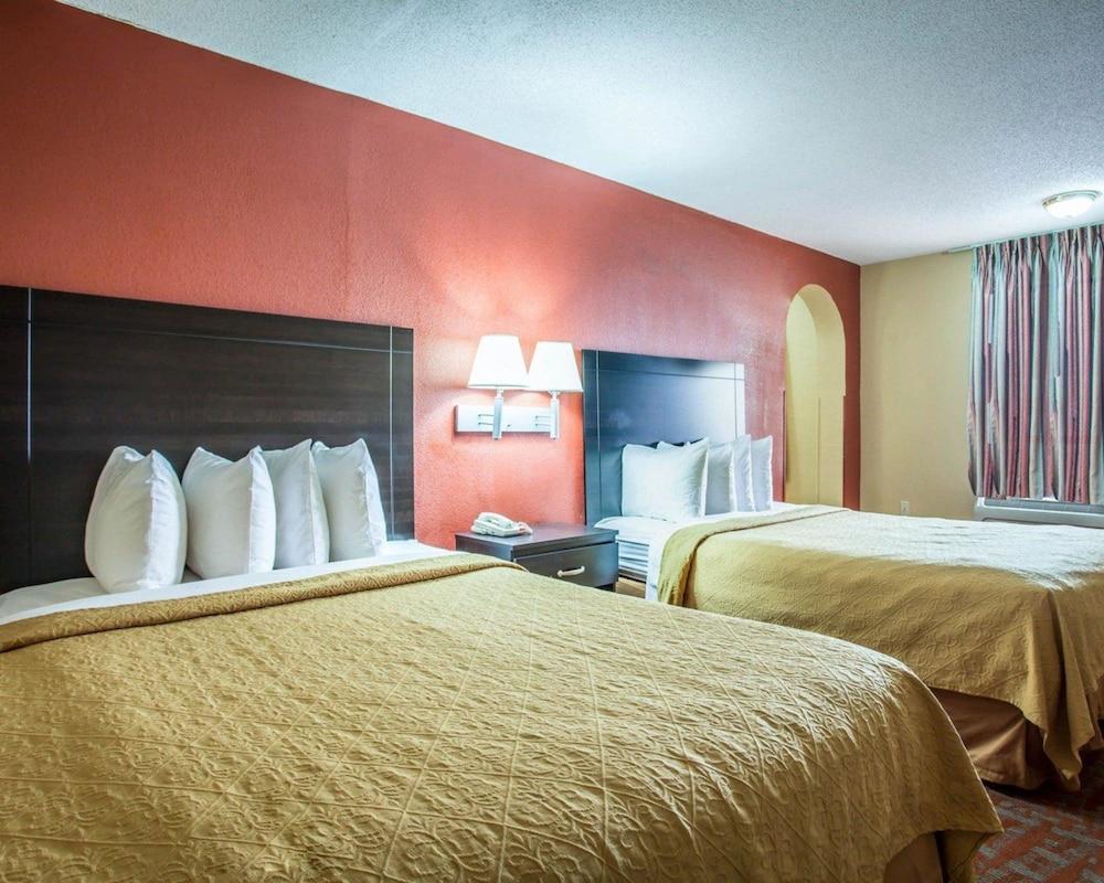 Quality Inn & Suites Monroe photo 17