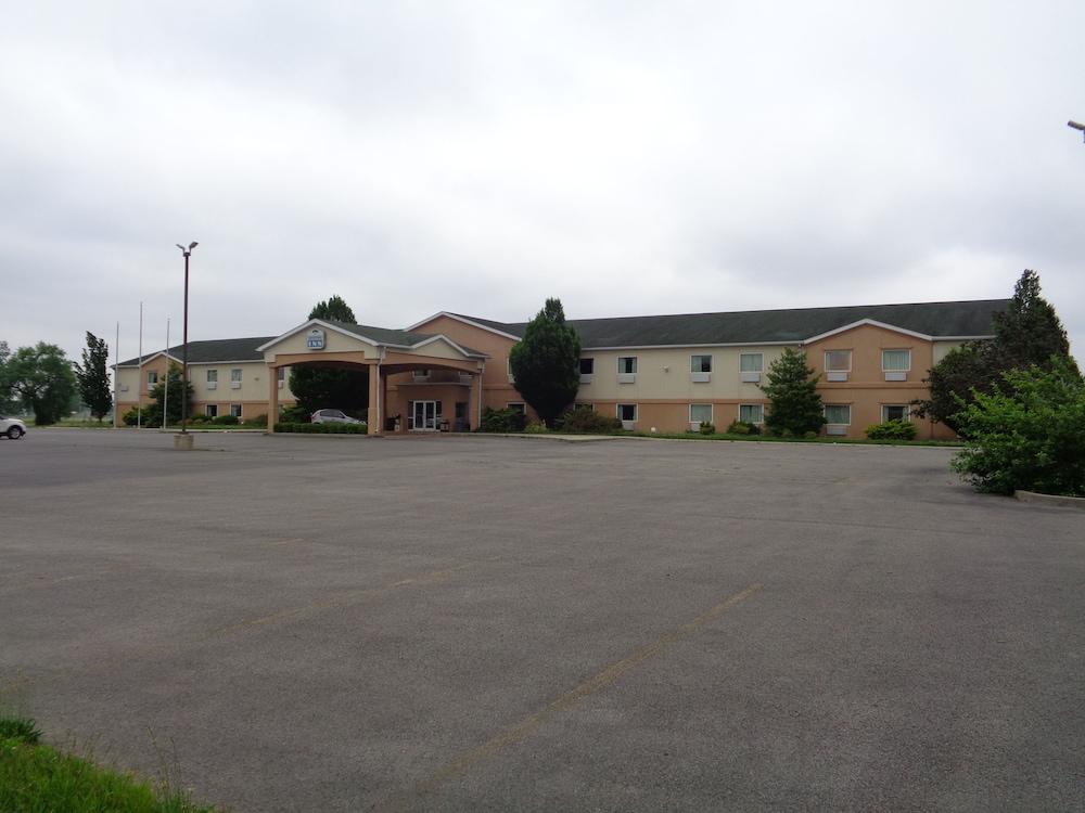 Fairgrounds Inn photo 1