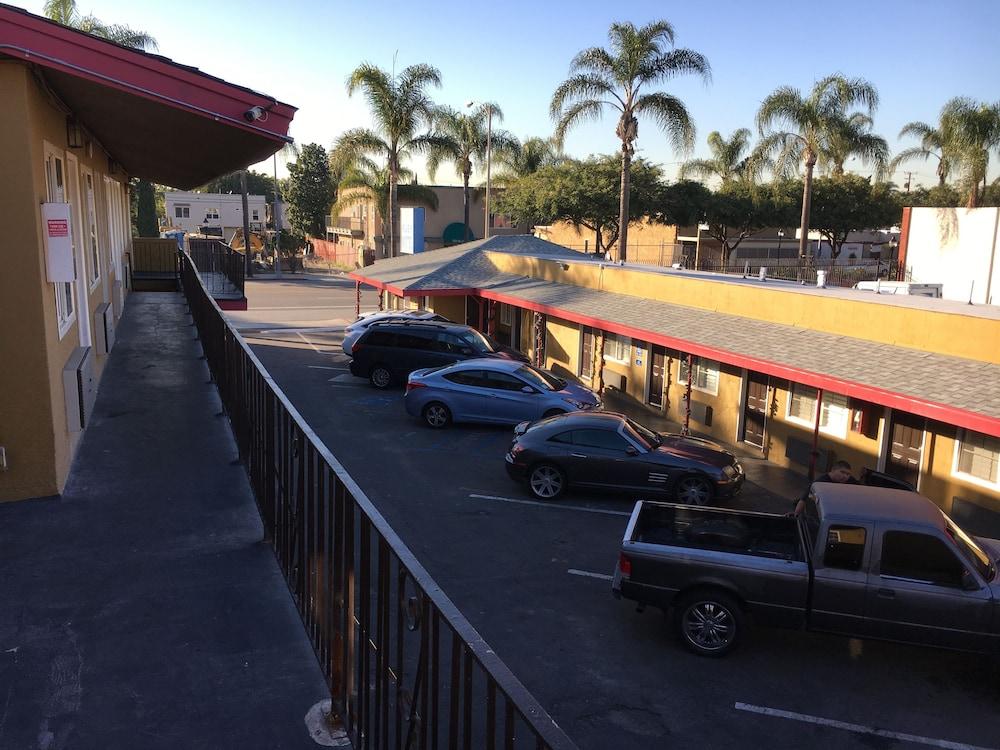Ruby Motel photo 19