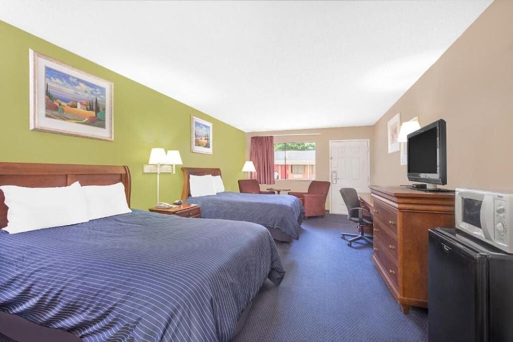 Hotel Express photo 3