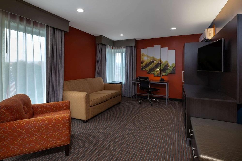 Hotel Vinea, a Travelodge by Wyndham photo 15
