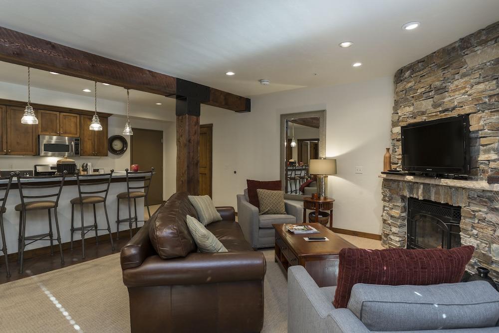 Silver Baron Lodge at Deer Valley photo 15