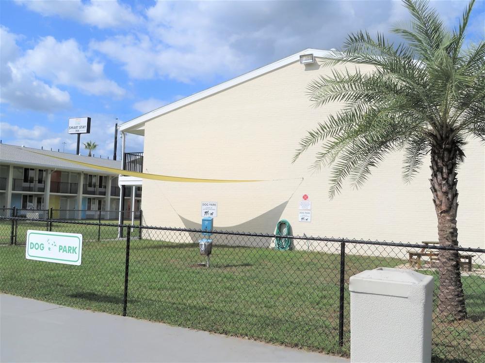 The Smart Stay Inn photo 12
